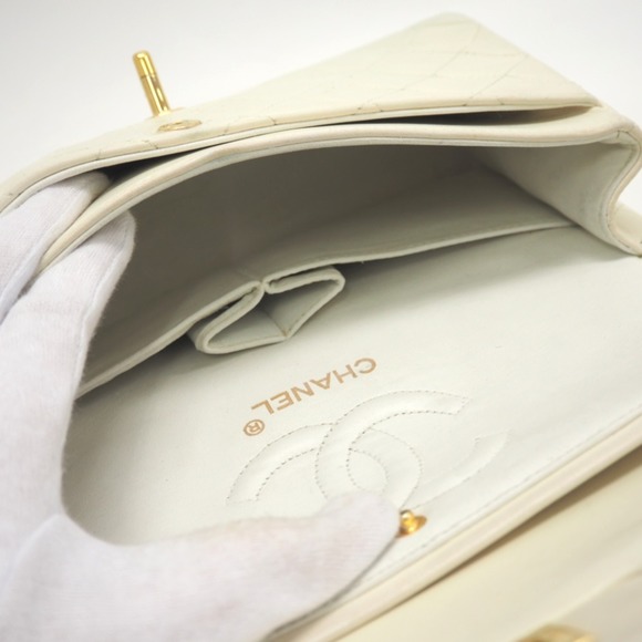 CHANEL Matelasse 23 Double Chain Flap Coco Mark Shoulder Bag White Ladies - Picture 7 of 10